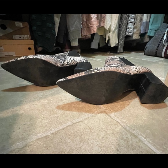 Snake skin boot - Picture 4 of 4